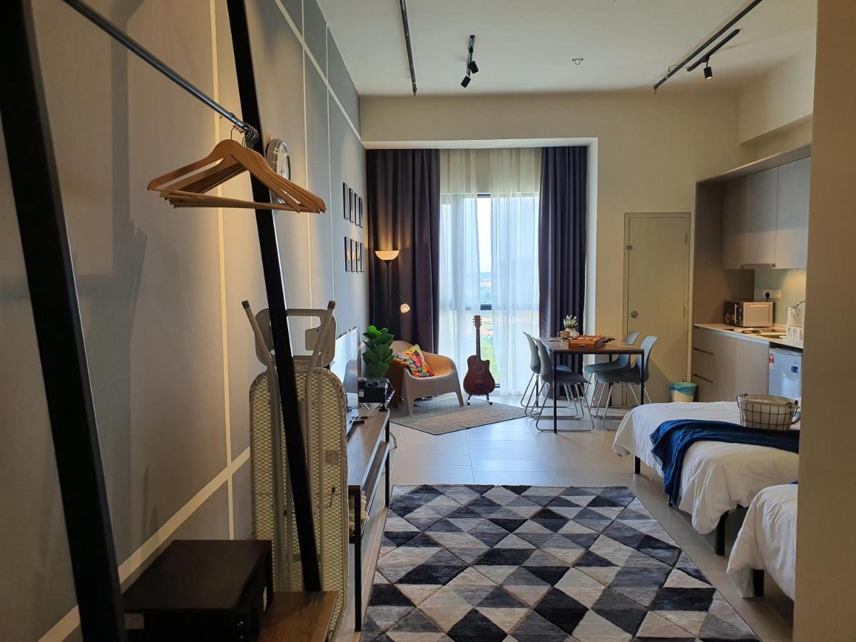 The Perfect Getaway @ Tamarind Suites, Netflix 300Mbps Сиберджая Екстериор снимка